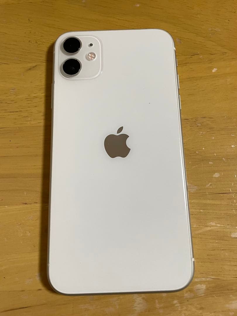 iPhone 11 ホワイト 64G