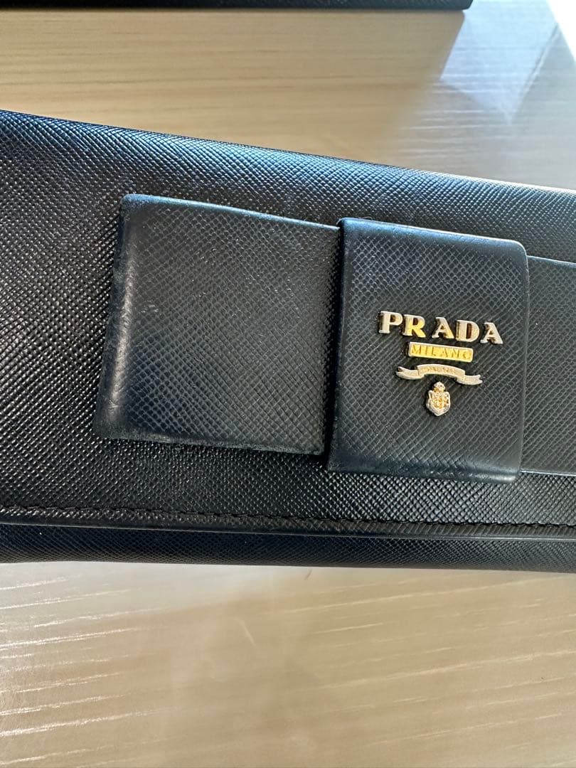 YUKI shop　PRADA リボン付き ブラックレザー 長財布
