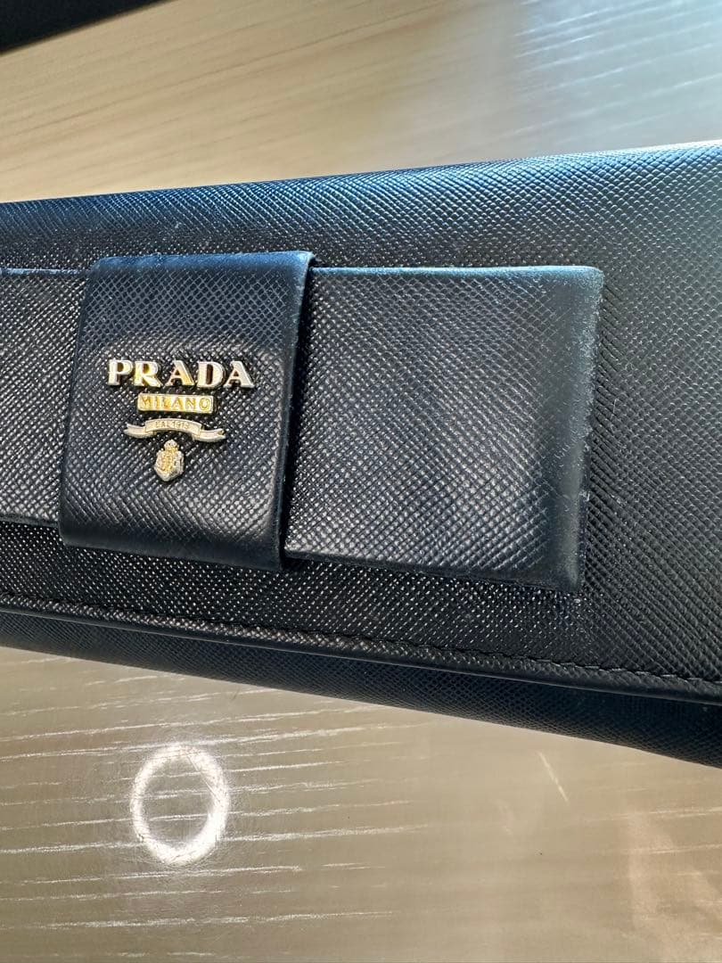 YUKI shop　PRADA リボン付き ブラックレザー 長財布