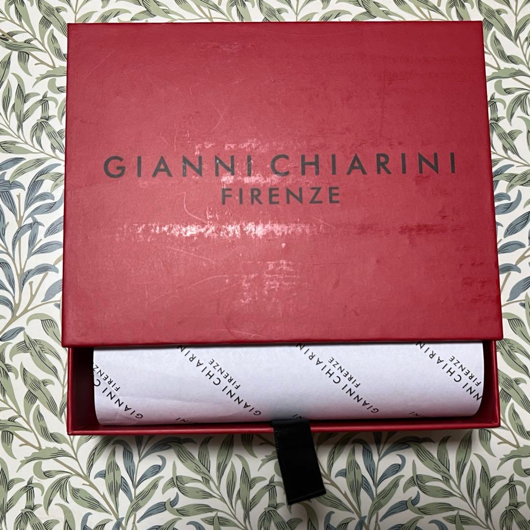 新品　ジャンニキアリーニ　ネイビー レザー 三つ折り財布