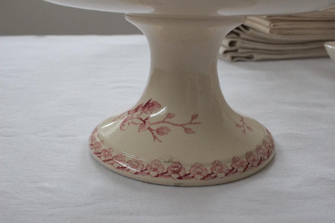 ジアン/コンポティエ・ケーキスタンド