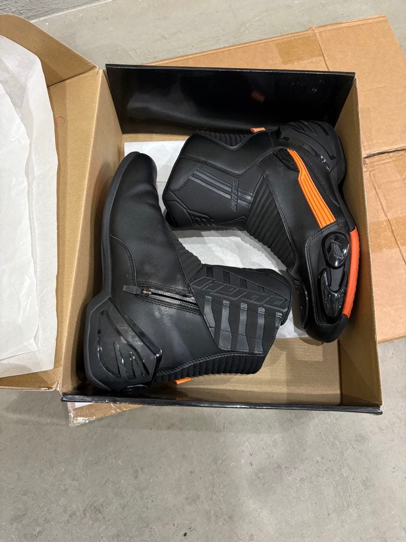 HYOD ブーツ　27.0cm 中古美品