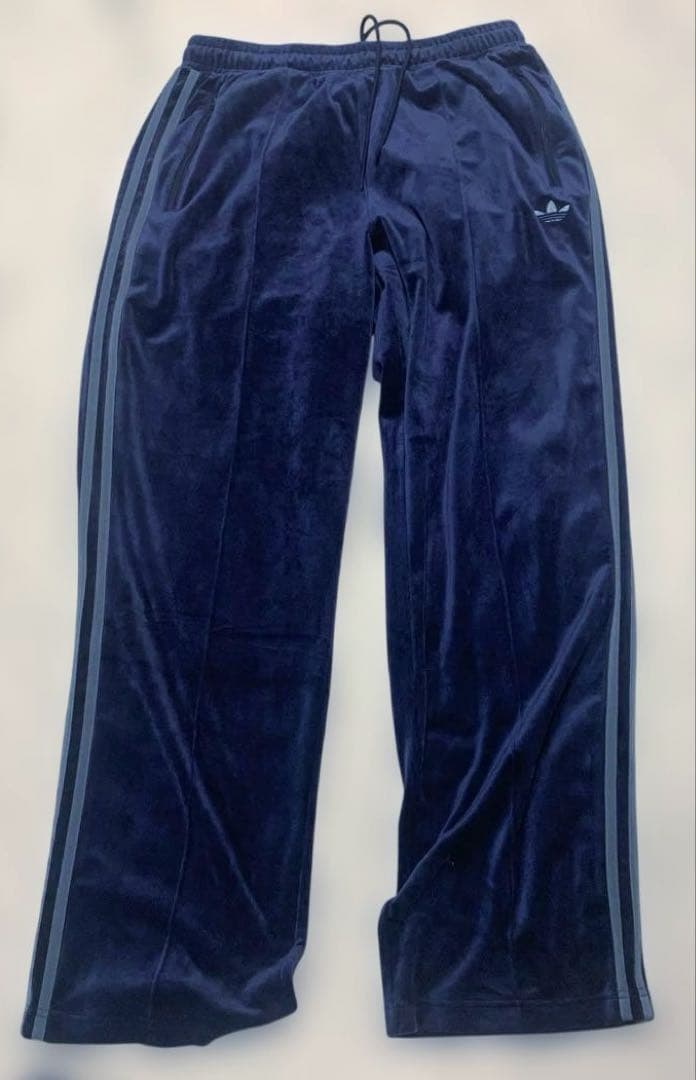 ベロア トラックスーツ　【adidas アディダスオリジナルス】Ｌ(XL)