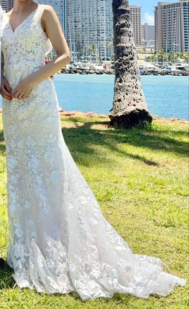 刺繍 ウェディングドレス　前撮り　マーメイドドレス