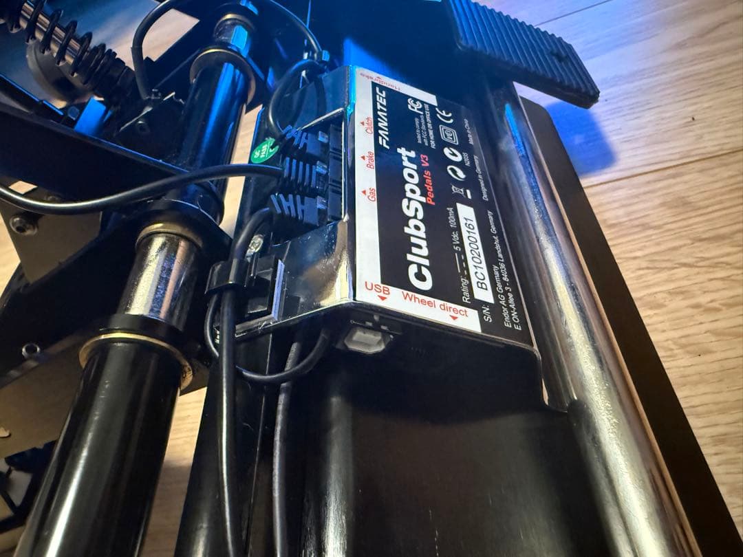 FANATEC ClubSport Pedals V3セット