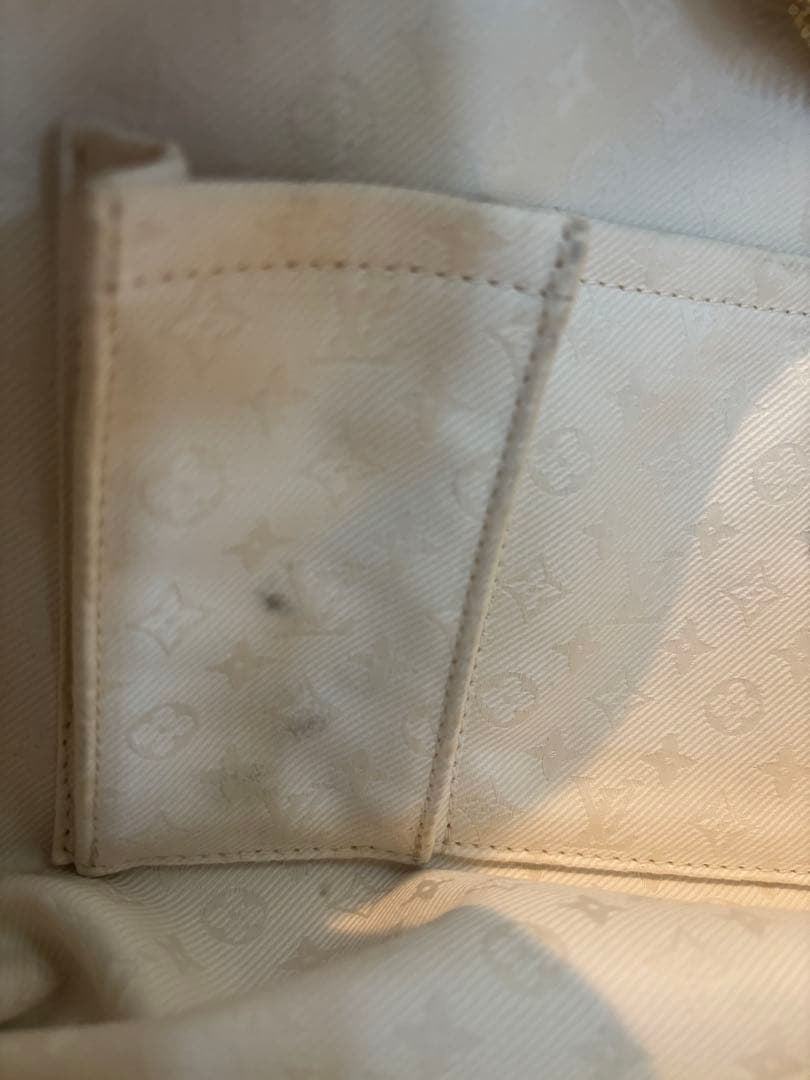 ルイヴィトン トラベラー アーティクル ダ ヴォワヤージュ