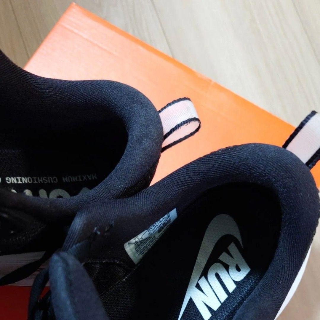 ナイキ NIKE ボメロプラス VOMERO PLUS 26.5