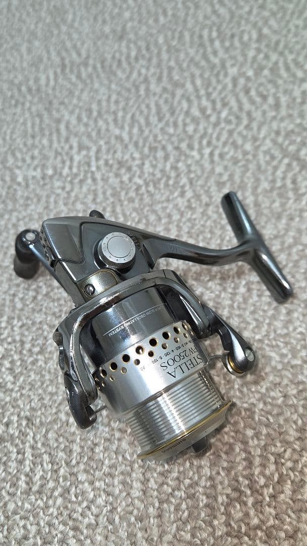 シマノ ステラ STELLA FW2500S スピニングリール【希少・美品】