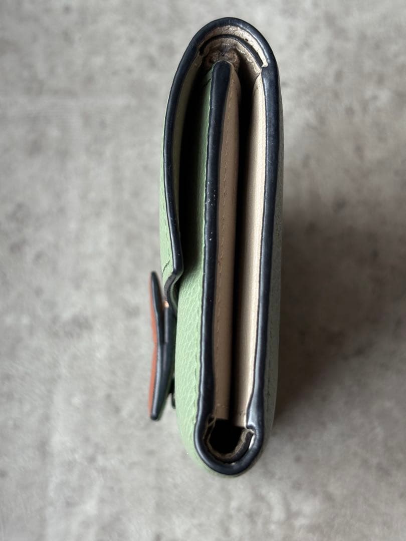 LOEWE グリーンレザー 三つ折り財布