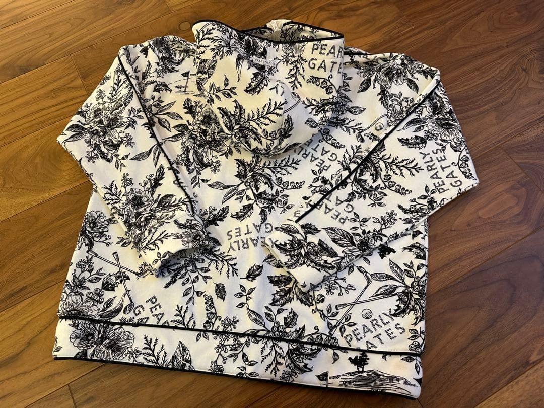 パーリーゲイツ　花柄ジップパーカー　フーディ　サイズ１　ホワイト　レディース