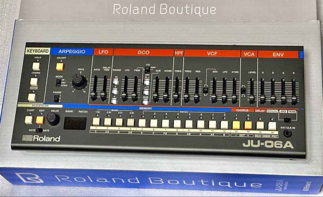 ★ ローランド JU-06A ★ Roland Boutique シンセ