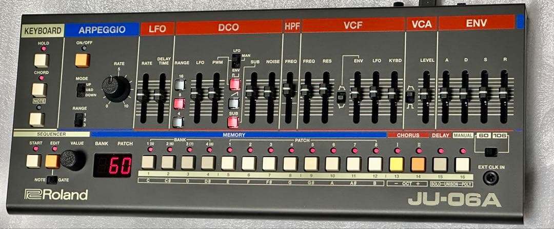 ★ ローランド JU-06A ★ Roland Boutique シンセ