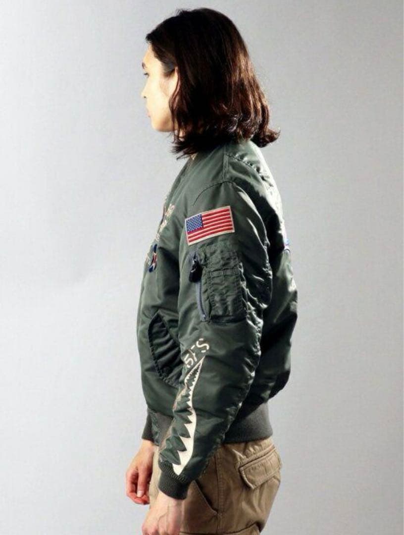 AVIREX MA-1 フライングシャーク　XL