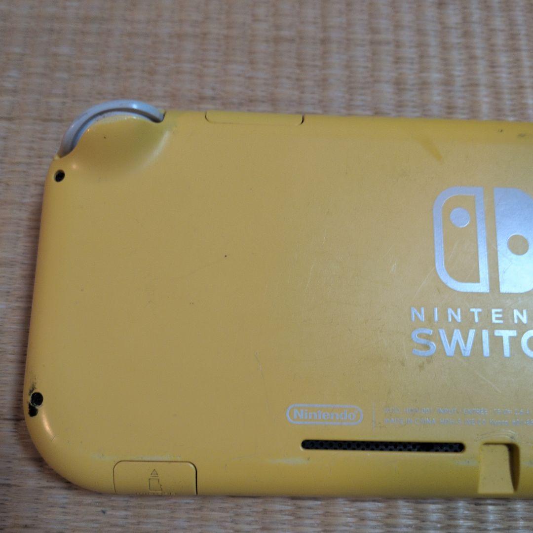 ニンテンドースイッチライト　イエロー