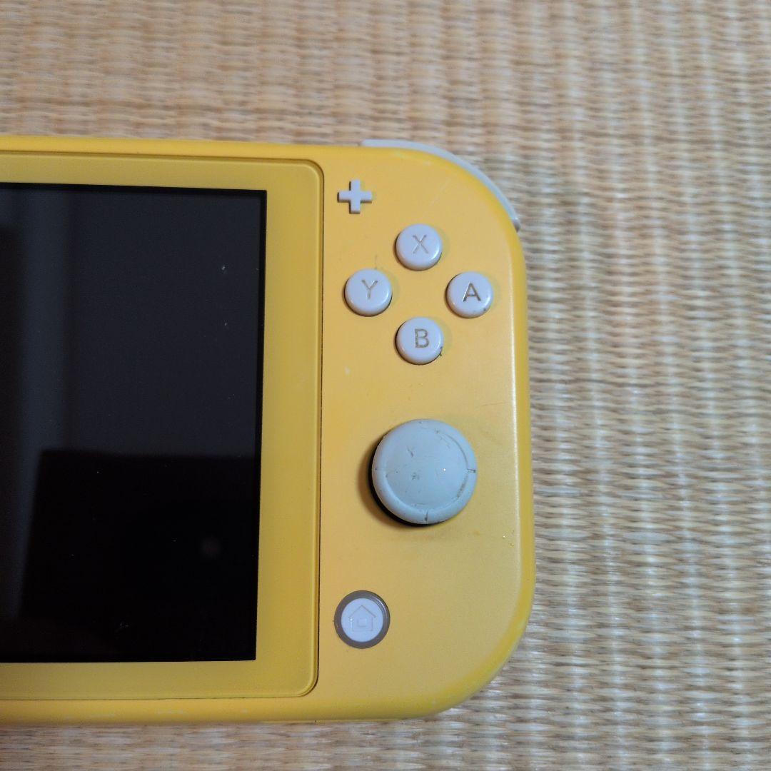 ニンテンドースイッチライト　イエロー