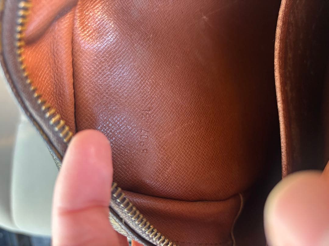 Louis Vuitton ルイヴィトン　ダヌープ　GM ショルダー　モノグラム