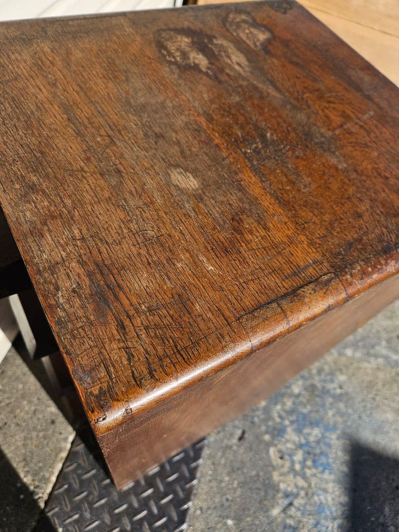 日本のアンティーク 木製の抽斗 四段 チェスト 小引き出し 道具箱 箪笥 収納