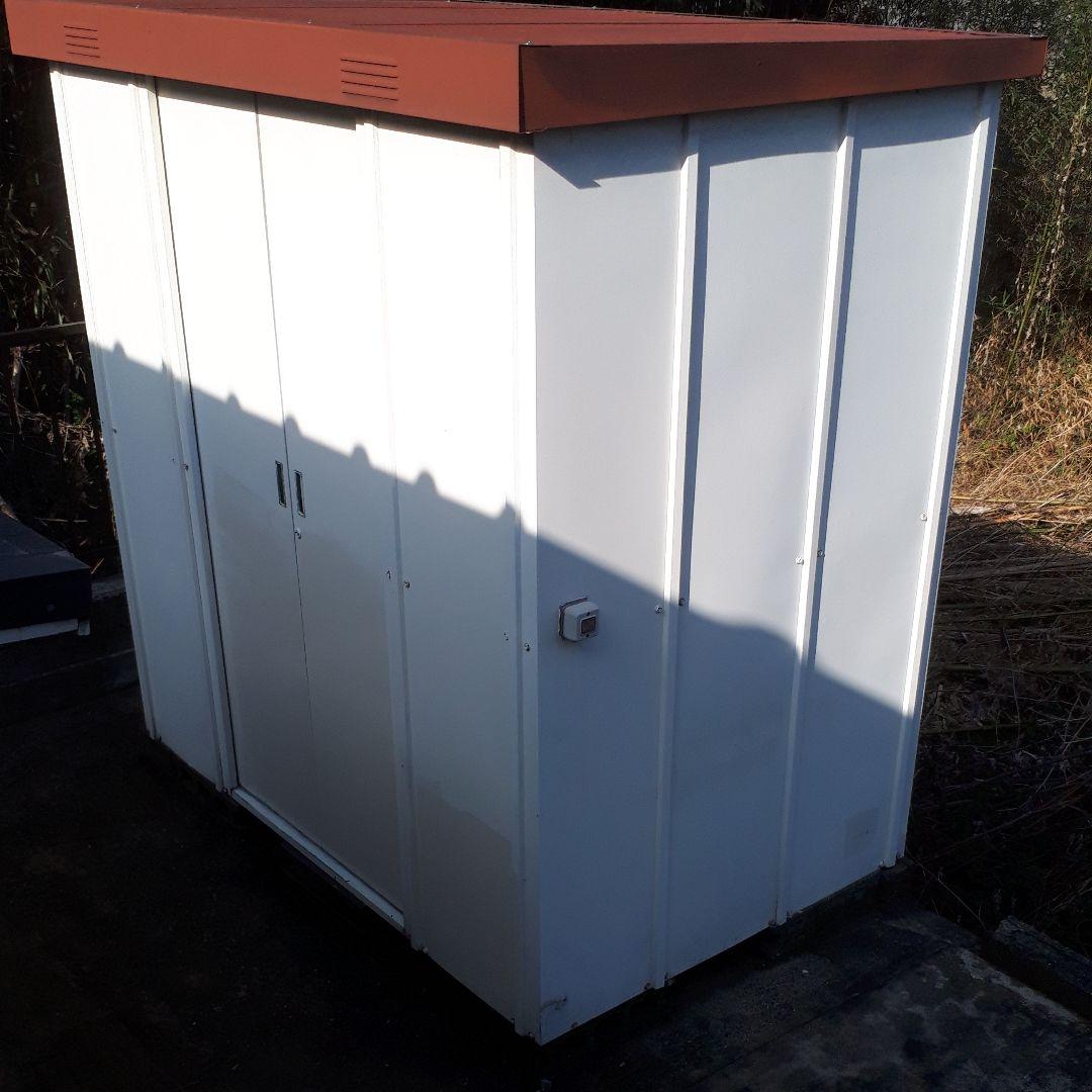 スチール 物置 (タイムセール)約0.9坪 引取り限定