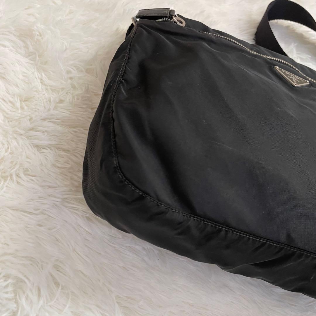 美品 PRADA ショルダーバッグ ナイロン レザー ブラック 三角ロゴプレート