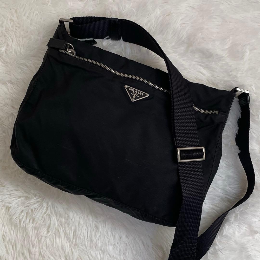 美品 PRADA ショルダーバッグ ナイロン レザー ブラック 三角ロゴプレート