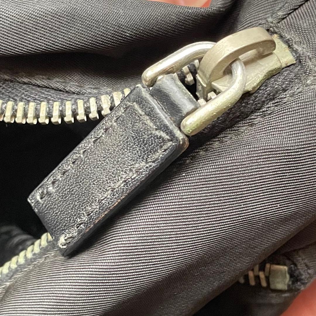 美品 PRADA ショルダーバッグ ナイロン レザー ブラック 三角ロゴプレート