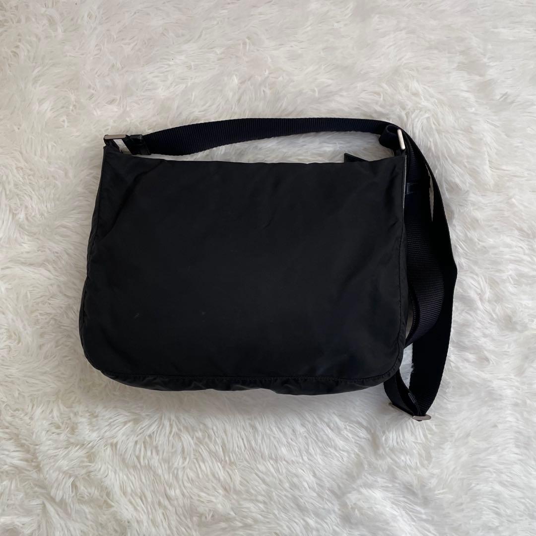 美品 PRADA ショルダーバッグ ナイロン レザー ブラック 三角ロゴプレート