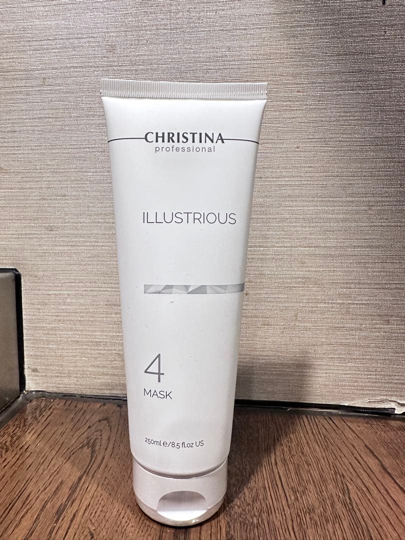 容量 正規品 CHRISTINA I イラストリアス業務用ダメージあり