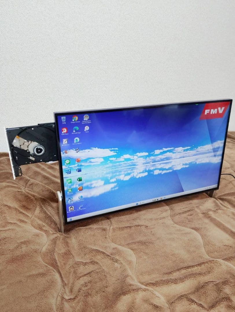 【Office2016搭載】 大画面一体型パソコン　マウスキーボード付き