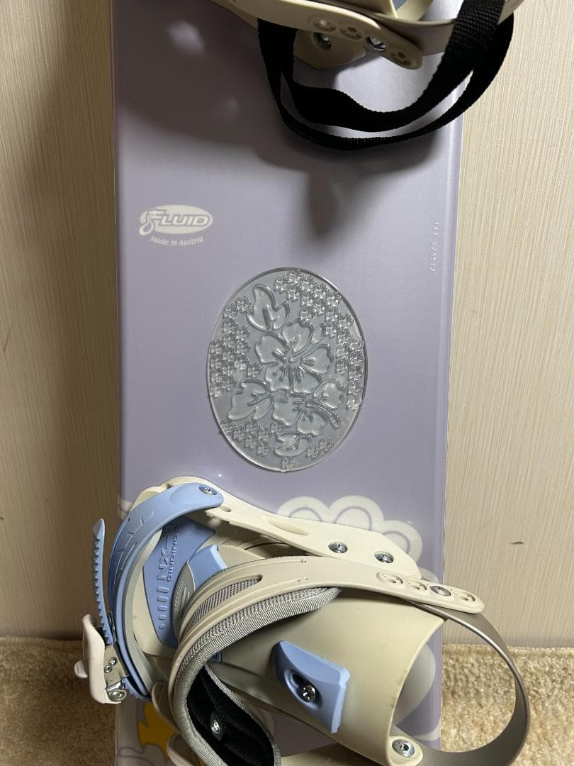 FLUID　フルイド　スノーボード　ビンディング付き　レディース　140cm