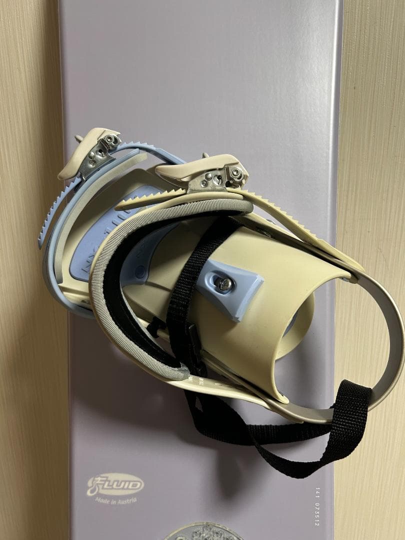 FLUID　フルイド　スノーボード　ビンディング付き　レディース　140cm