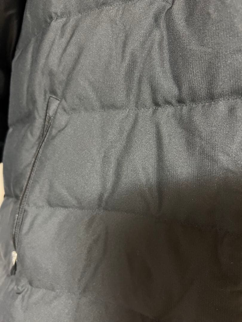 adidas ブラック ベンチコート ストライプ