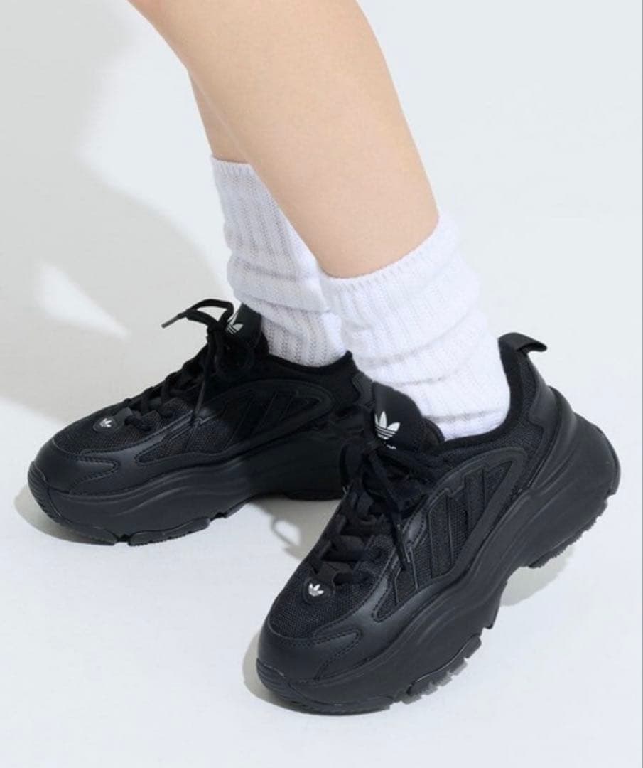 【完売品】adidas OZGAIA 23.0cm 新品未使用