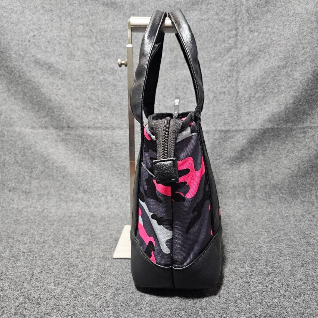 【V12】人気PVCレザー カモフラ柄×ロゴプレート カートバッグ 黒