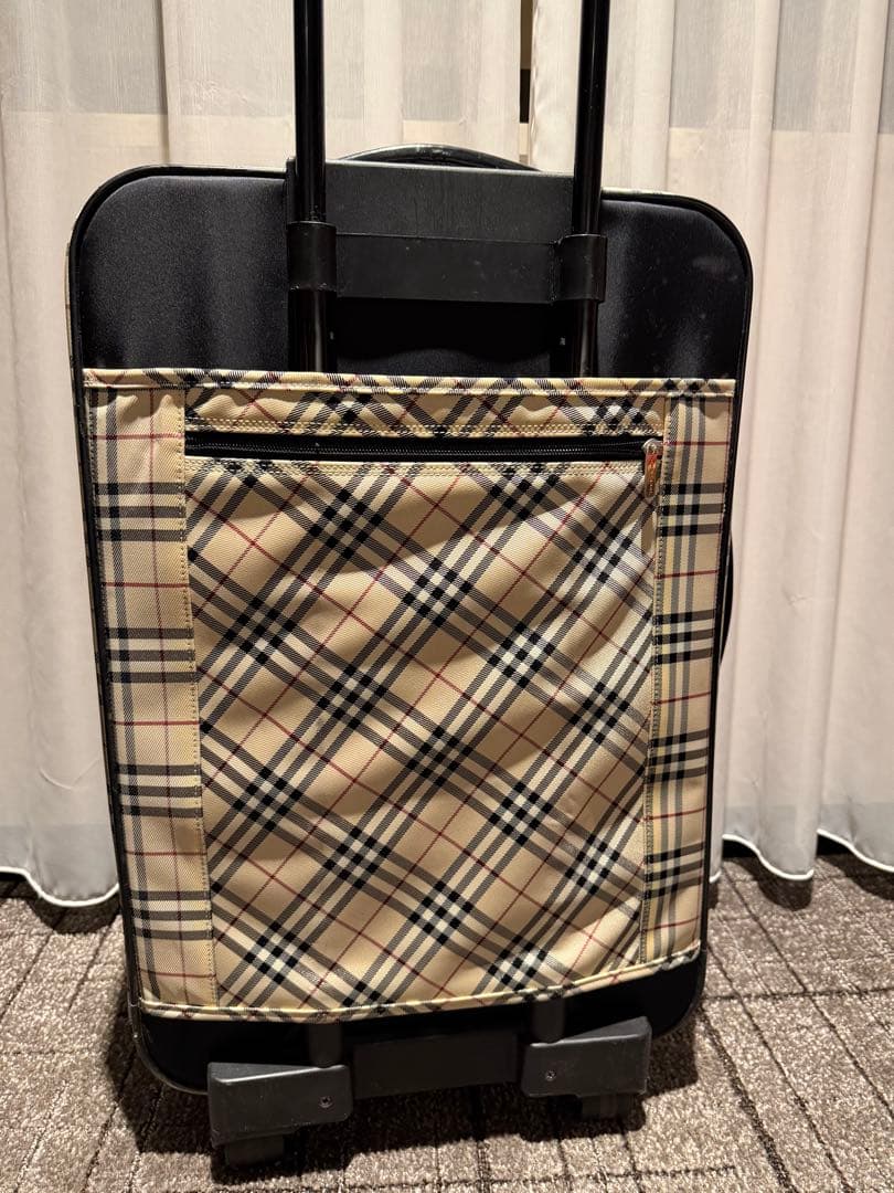 破格！バーバリーのスーツケース☆定価20万弱
