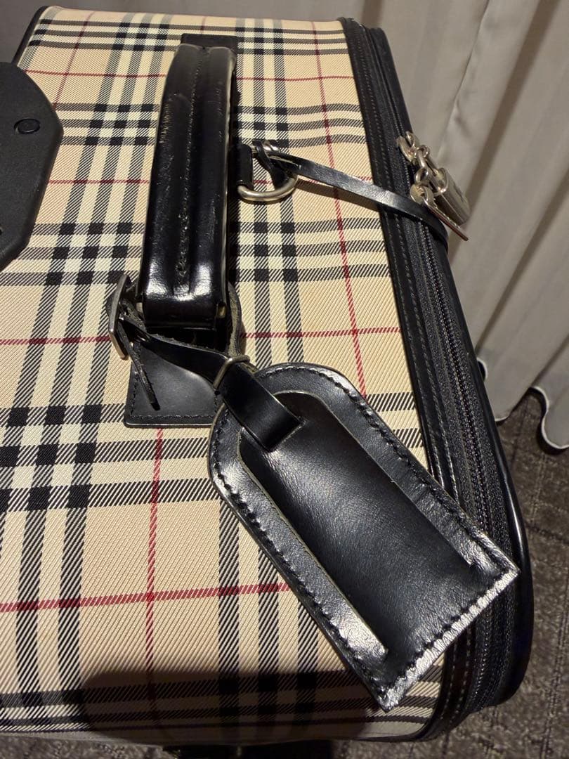 破格！バーバリーのスーツケース☆定価20万弱