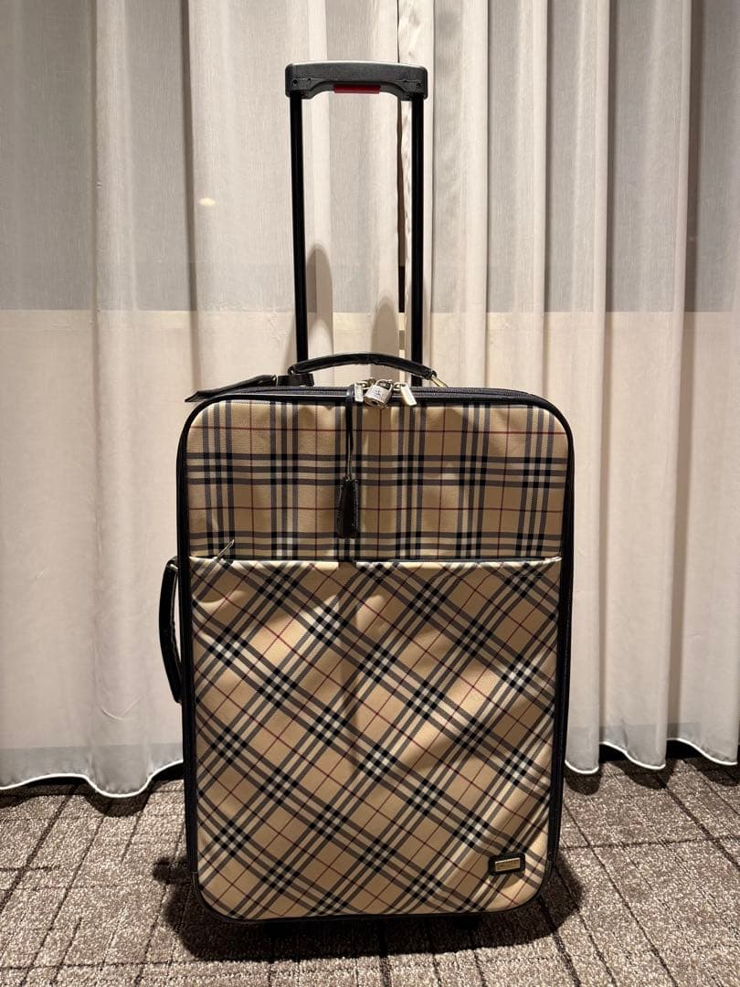 破格！バーバリーのスーツケース☆定価20万弱