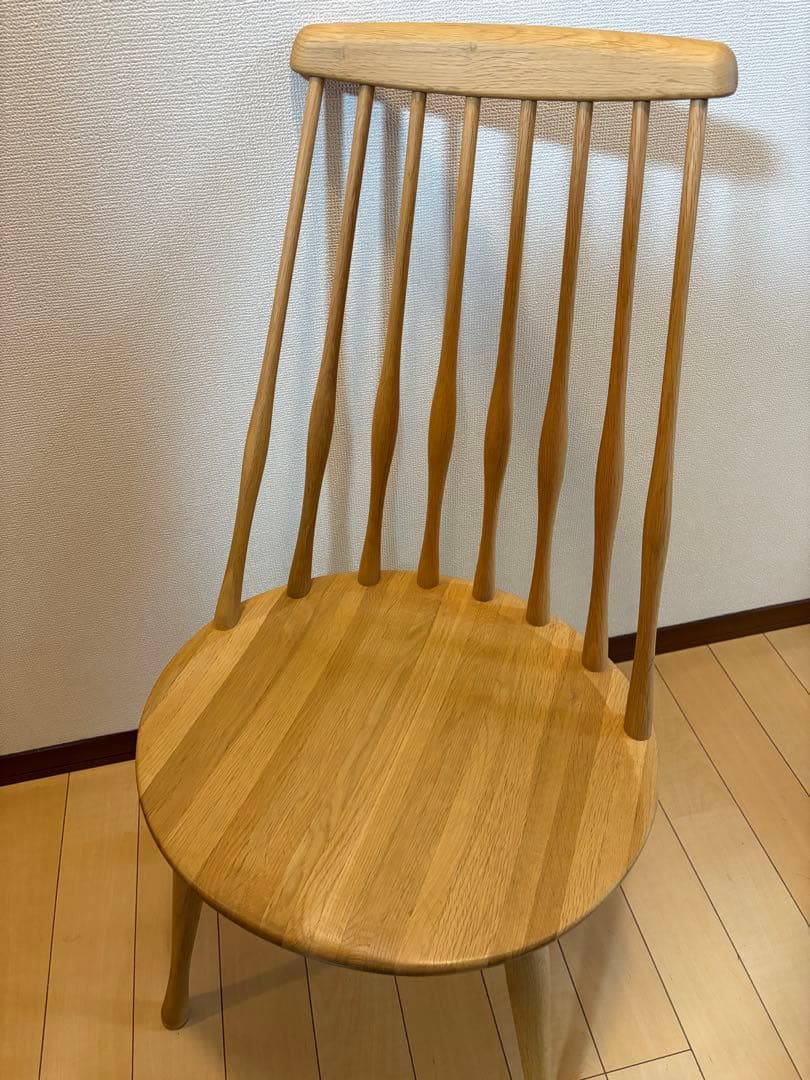 ゆりゆりカリモク家具　ダイニングチェア
