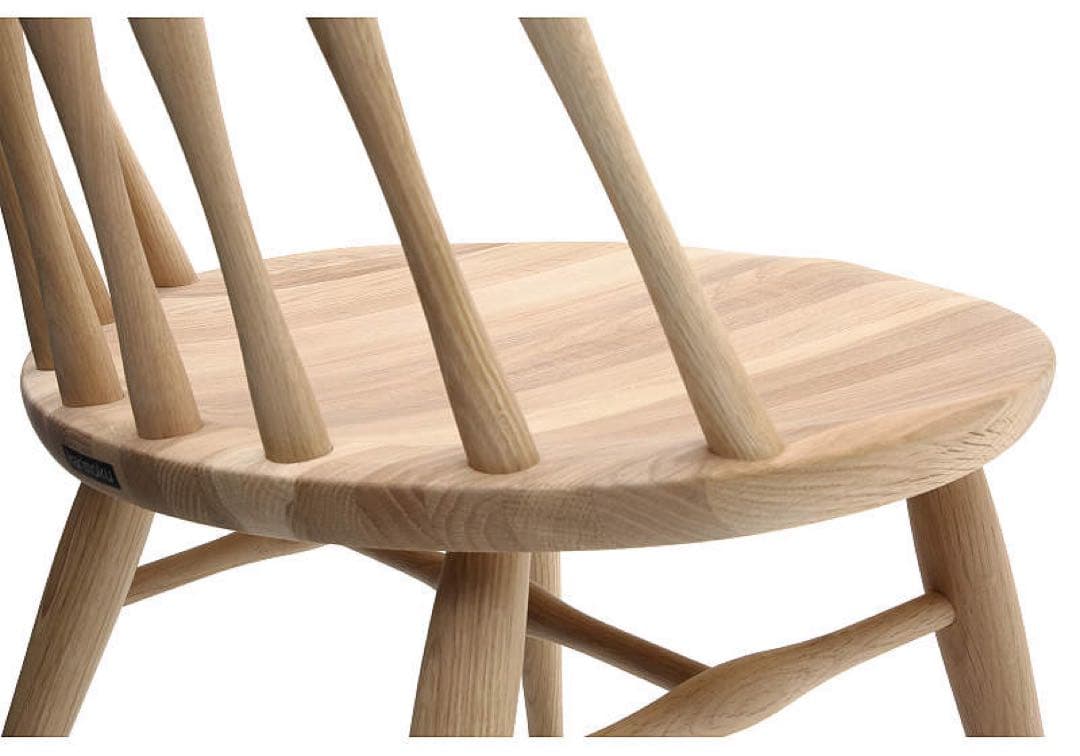 ゆりゆりカリモク家具　ダイニングチェア