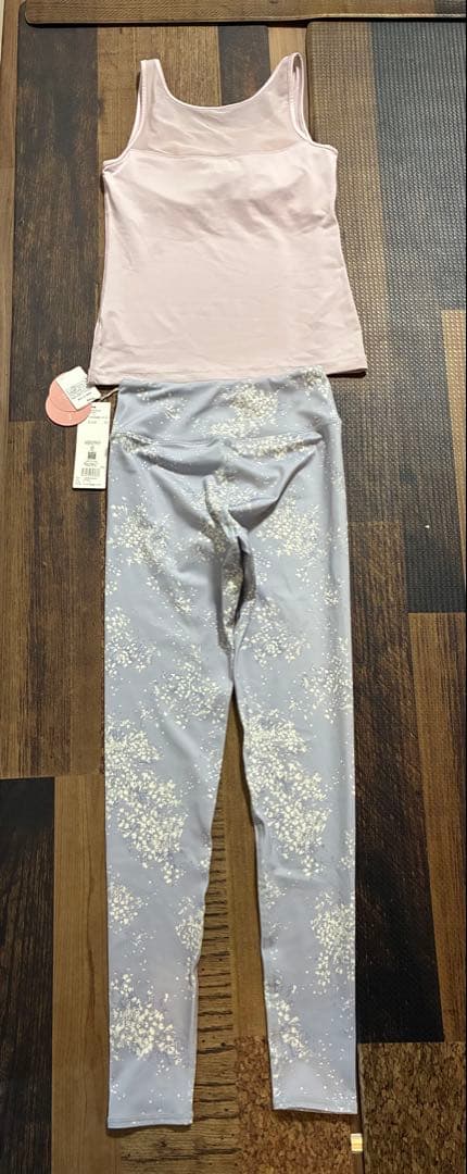 新品　エミヨガ　タンクトップ＆レギンス サイズ0 S
