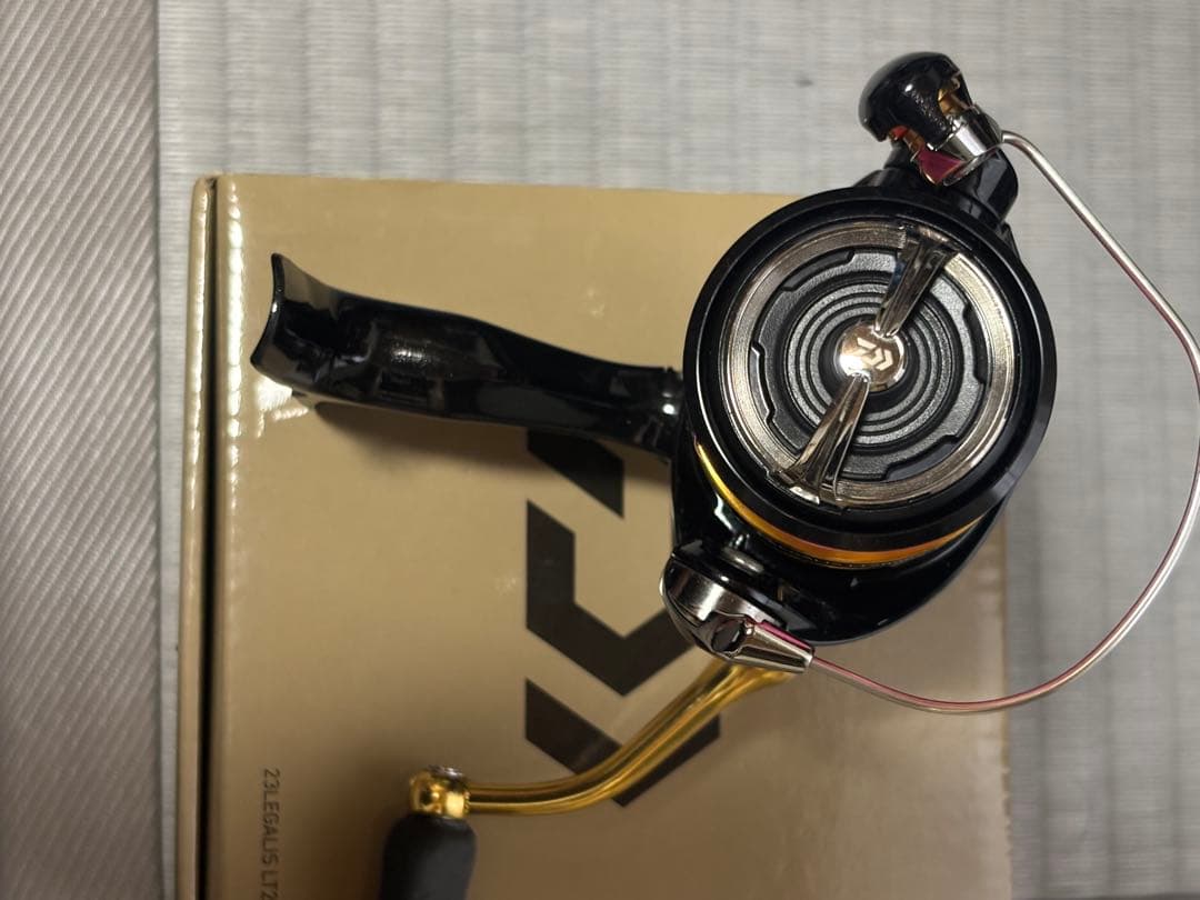 ダイワ 23レガリスLT2000S-P ラインローラー・ハンドルBB追加