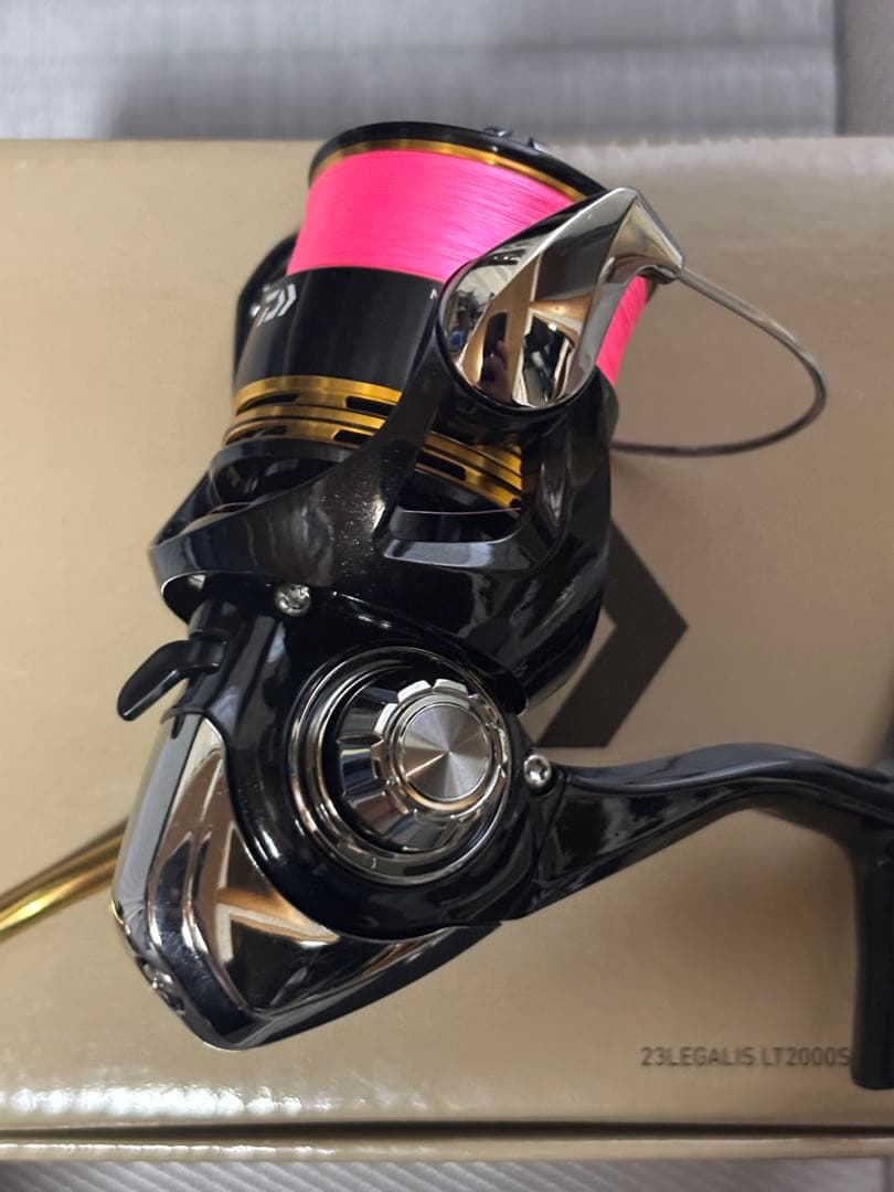 ダイワ 23レガリスLT2000S-P ラインローラー・ハンドルBB追加