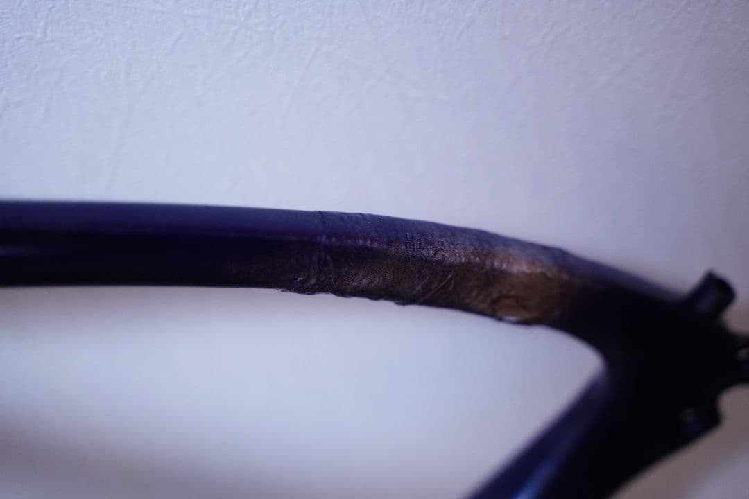 ２月８日まで！ ロードバイク　カーボンフレーム　補修あり