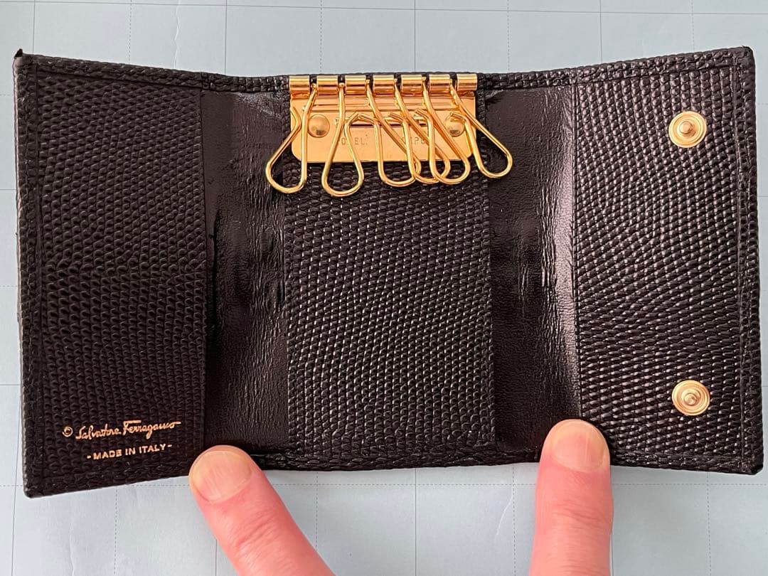 SalvatoreFerragamo.フェラガモ　キーケース　未使用新品