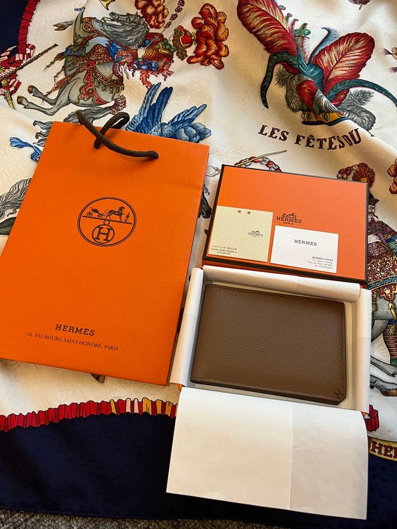 極美品 HERMES Hセリエ 折り財布　カードケース　アルザン
