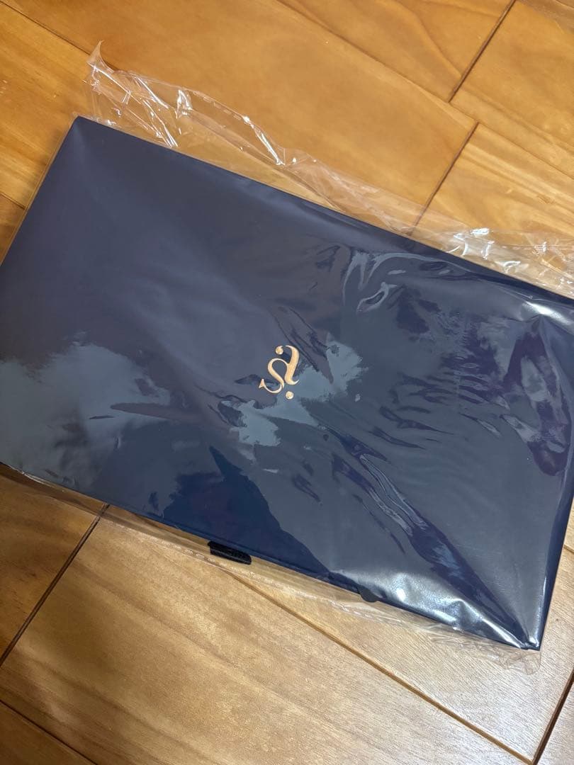 【新品】iPhone 15用 鈴木亜美　iPhoneケース