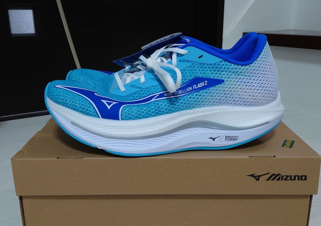 【新品】ミズノ ウェーブリベリオンフラッシュ2 28.0cm