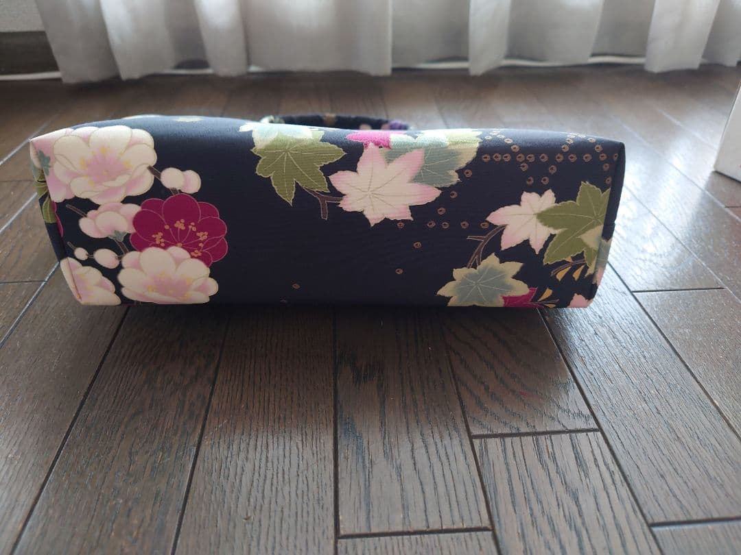 く*ー様 利休バッグ　着物バッグ　和装バッグ　未使用品　美品　美しい花柄　レア