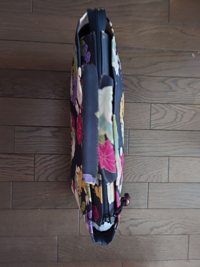 く*ー様 利休バッグ　着物バッグ　和装バッグ　未使用品　美品　美しい花柄　レア