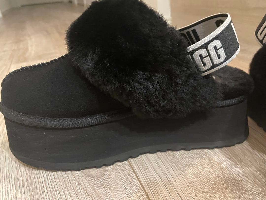 UGG ムートンサンダル サボ 厚底