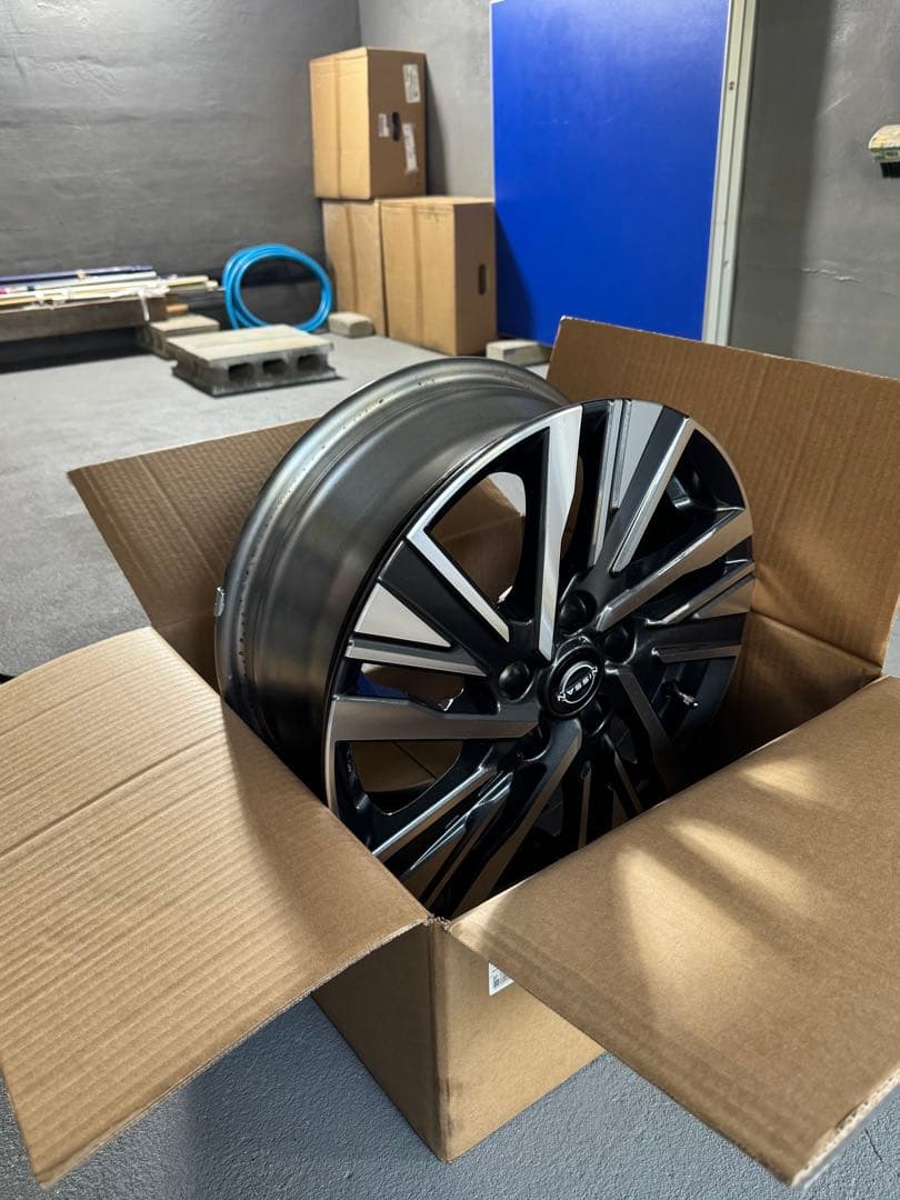 16インチホイール 16X6.0J 日産セレナ純正　4本セット